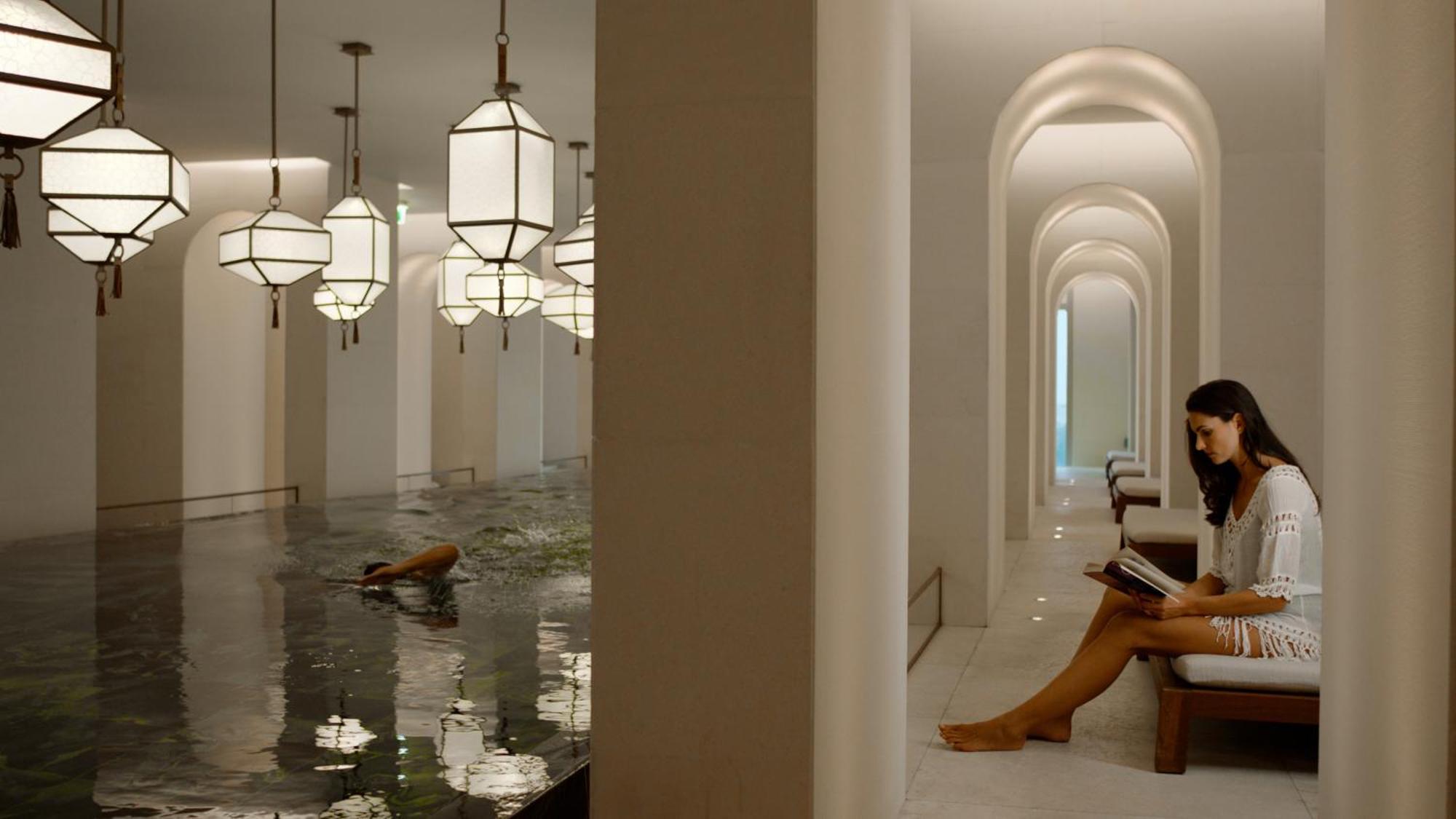 Four Seasons Hotel Kuwait at Burj Alshaya Kuwait City Exterior foto Spa at The Oberoi, Mumbai